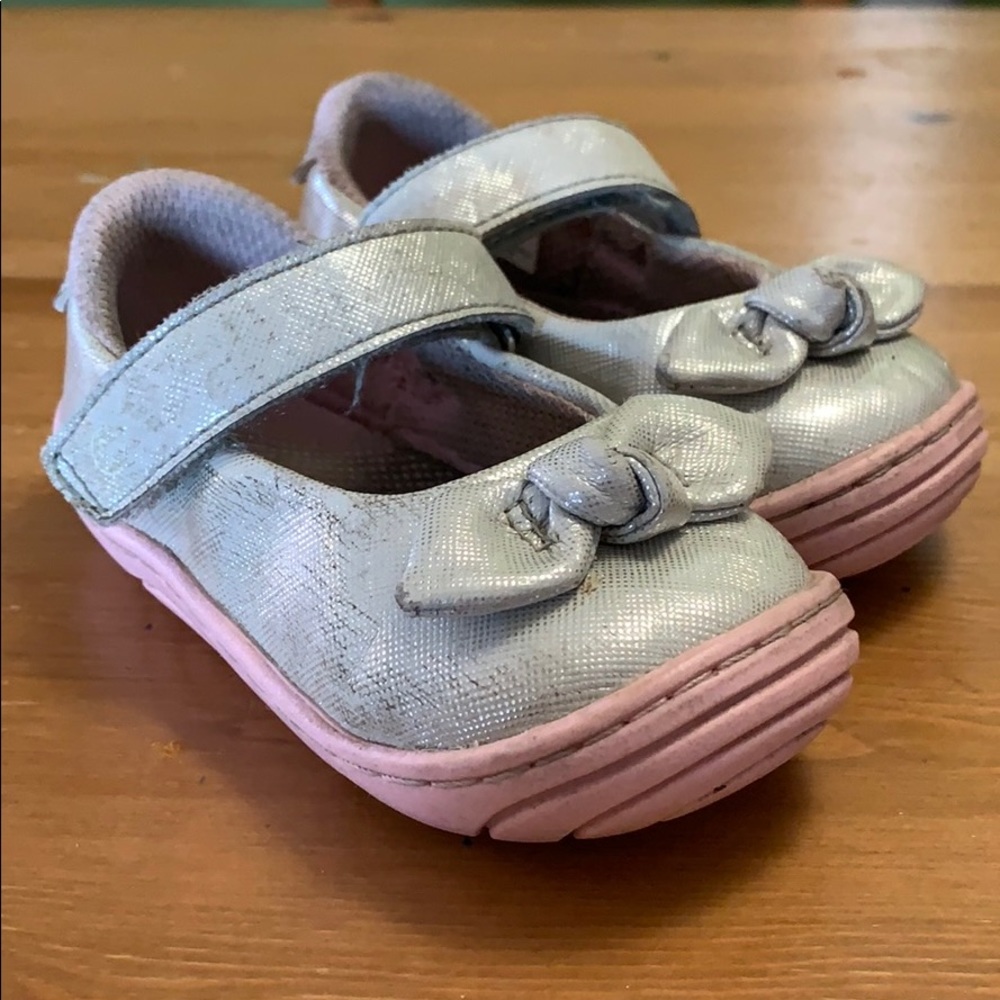 Stride Rite size 5
